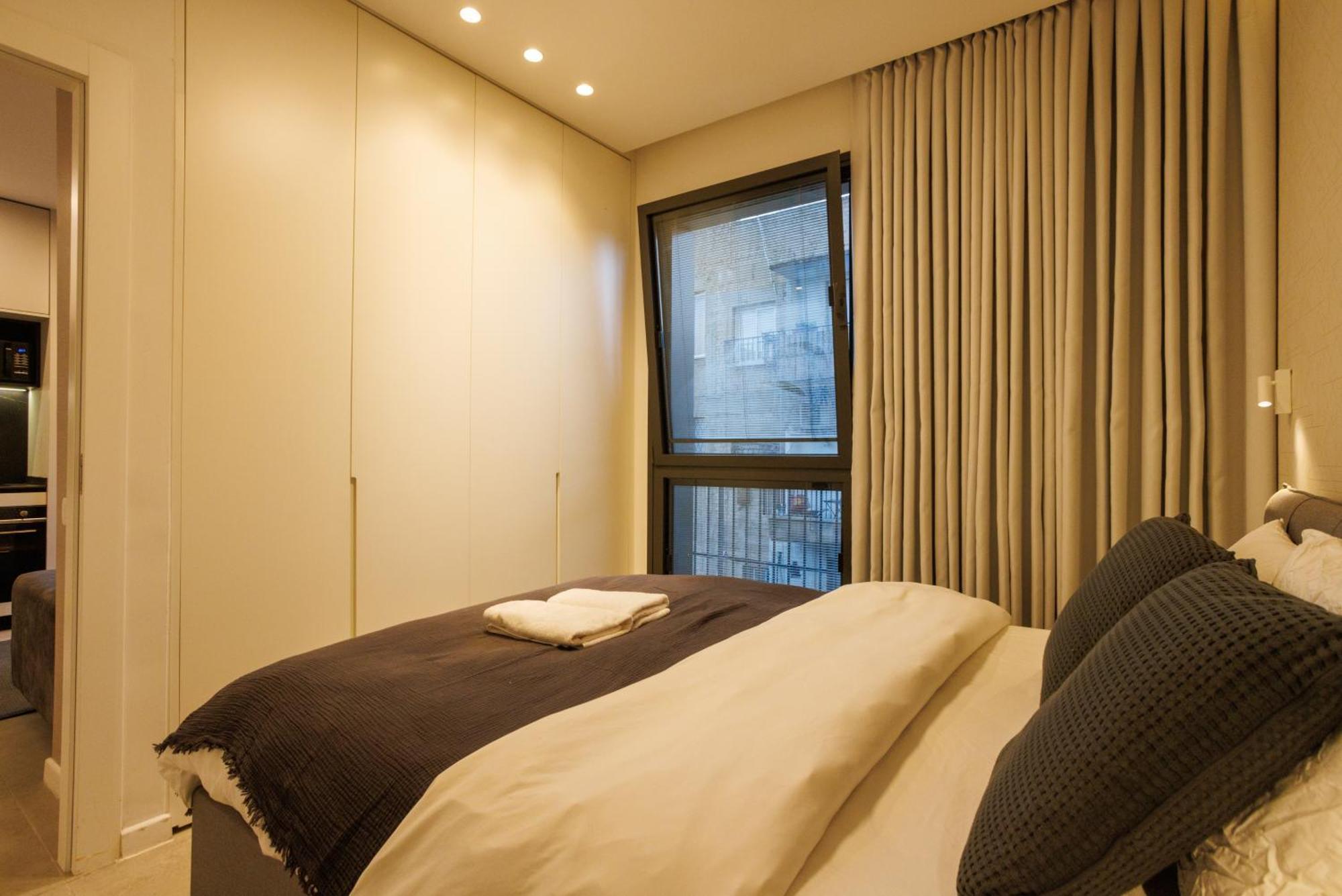 Herzl Luxury Hotel By Nimizz Tel Aviv Exterior photo